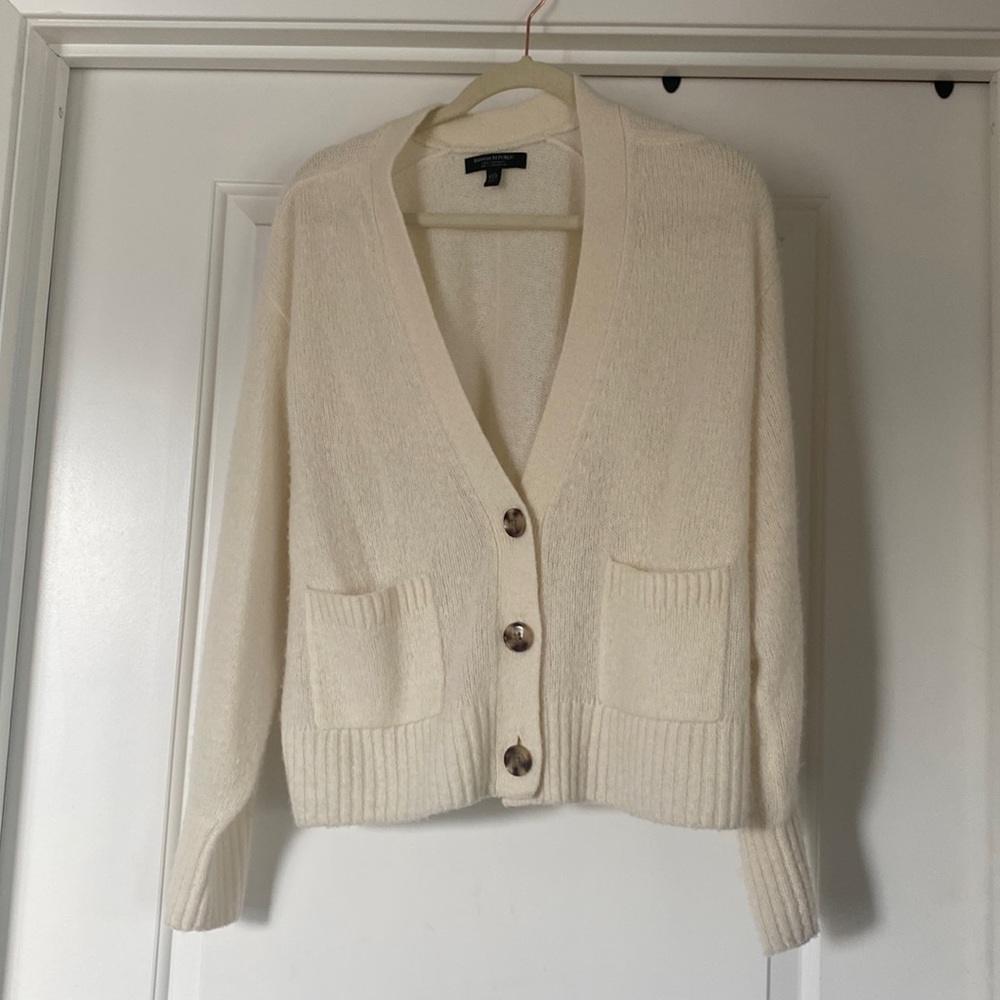Banana Republic Cream Cashmere Cardigan Sweater